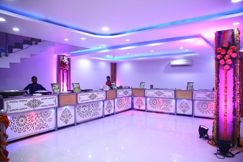 Hotel Taru Inn Ghaziabad Bagian luar foto